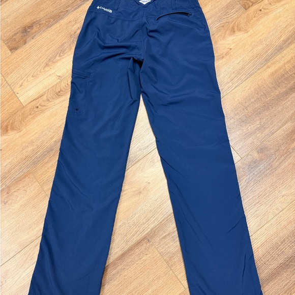 Columbia PFG Women’s Aruba Roll Up Pants in Navy OMNI-Shield - Picture 11 of 11